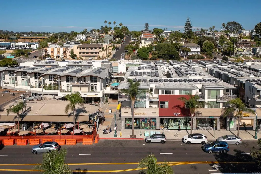 687 S Coast Highway 101, Encinitas, CA 92024 - Main photo, Encinitas, CA