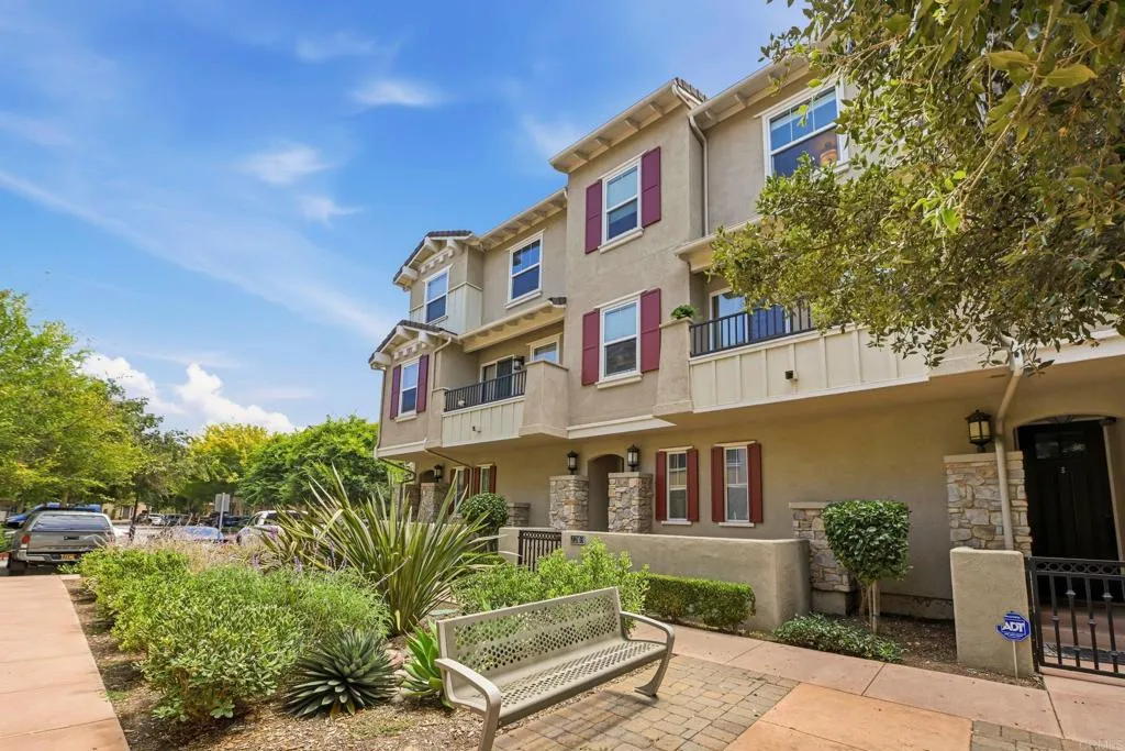 Photo #2: PTP2606030 Listing: Photo #2