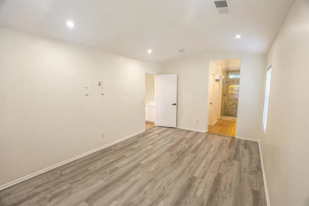 https://cdn.realtyfeed.com/cdn/127/306788175/36b63394f95a378406d61b2aab2e064d.webp