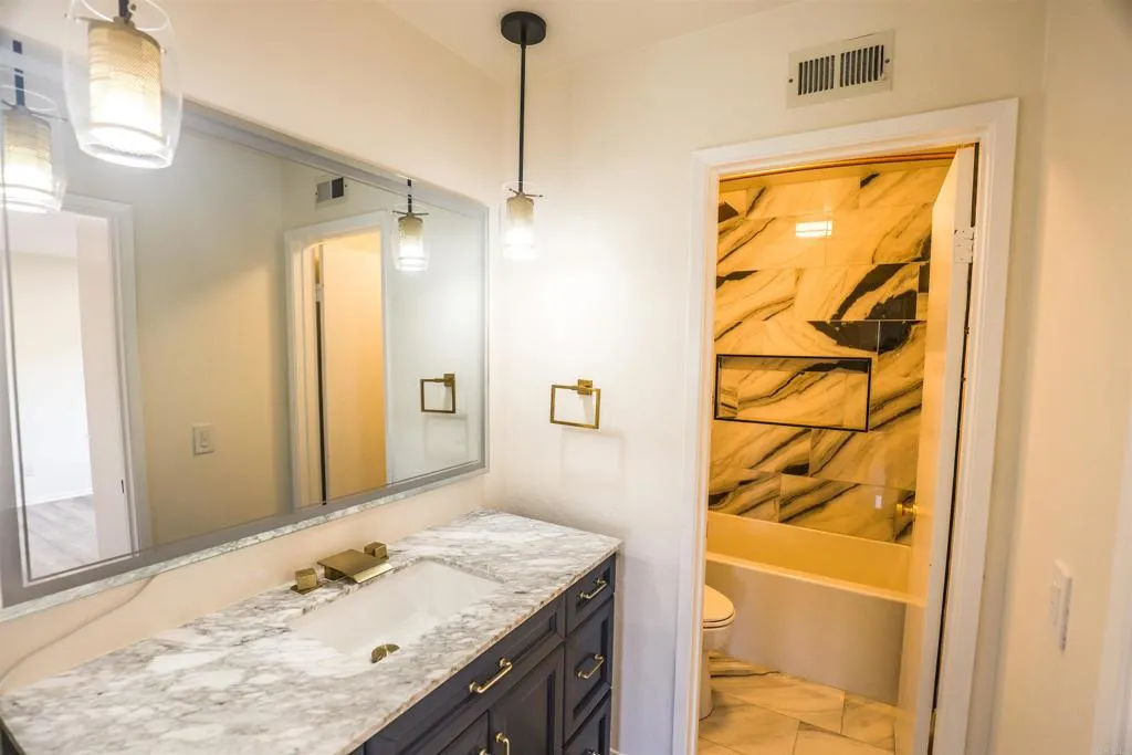 https://cdn.realtyfeed.com/cdn/127/306788175/6feb61d0f7f19b17cb32ff2cd3c31755.webp