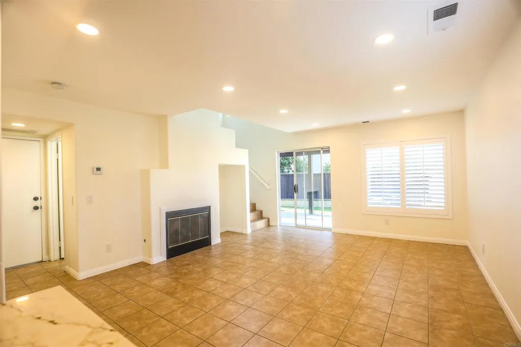 https://cdn.realtyfeed.com/cdn/127/306788175/7b4a787ef7a8341d186ff9317e25a320.webp