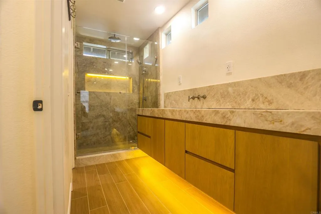 https://cdn.realtyfeed.com/cdn/127/306788175/875f9d565c7e0cfe1010cdb175e8e349.webp