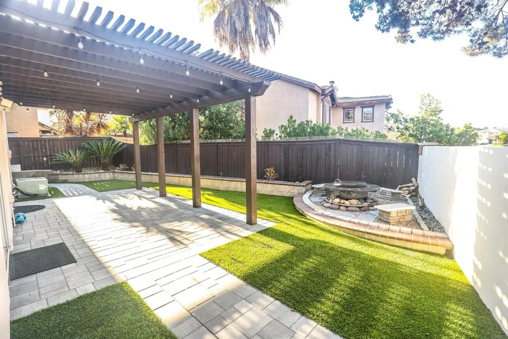 https://cdn.realtyfeed.com/cdn/127/306788175/dbc4f84d834fe69230fd8e0d93803aa6.webp