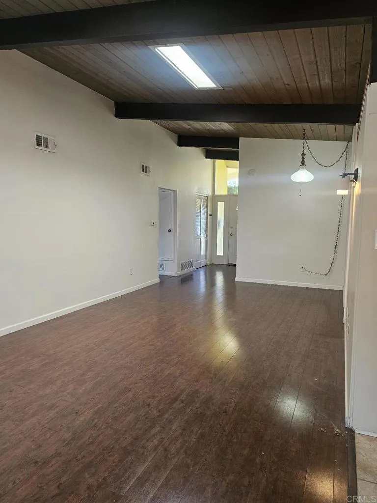 3108 Larga Court, San Diego, CA 92110 - Photo 3 of 20, San Diego, CA