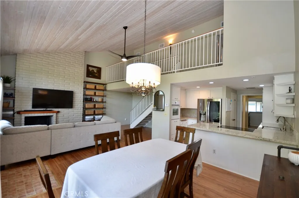 https://cdn.realtyfeed.com/cdn/127/306788181/2f3b49e046f07bad238f246594d2a11c.webp