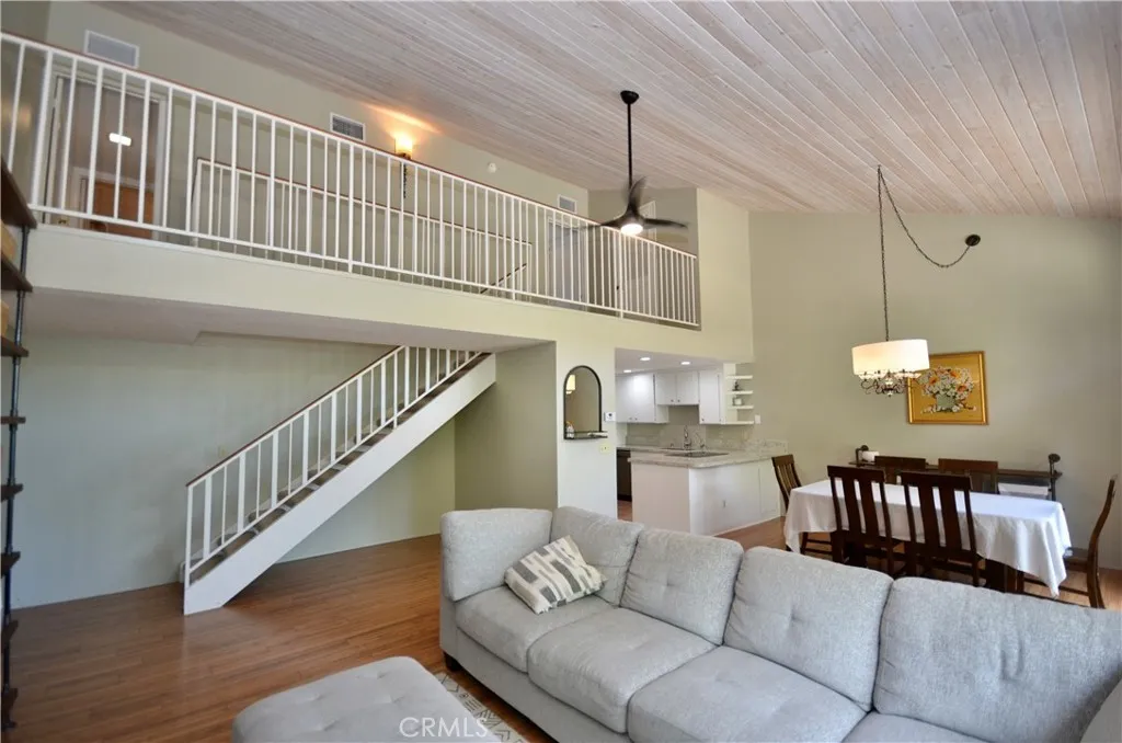 https://cdn.realtyfeed.com/cdn/127/306788181/7137a49a5b88a6602a77b789595489a2.webp