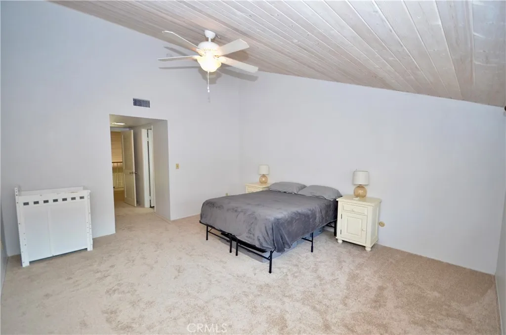https://cdn.realtyfeed.com/cdn/127/306788181/755af05a6fbaa48d527eef985381d32b.webp