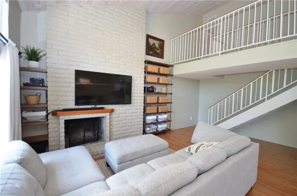 https://cdn.realtyfeed.com/cdn/127/306788181/964eb5e71f6bb31f0c5d9be8cd1da411.webp