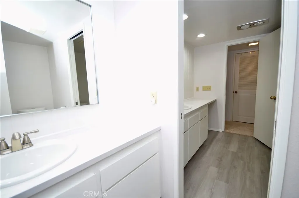 https://cdn.realtyfeed.com/cdn/127/306788181/b622ece4f01d5a41df38f4a29669aa70.webp
