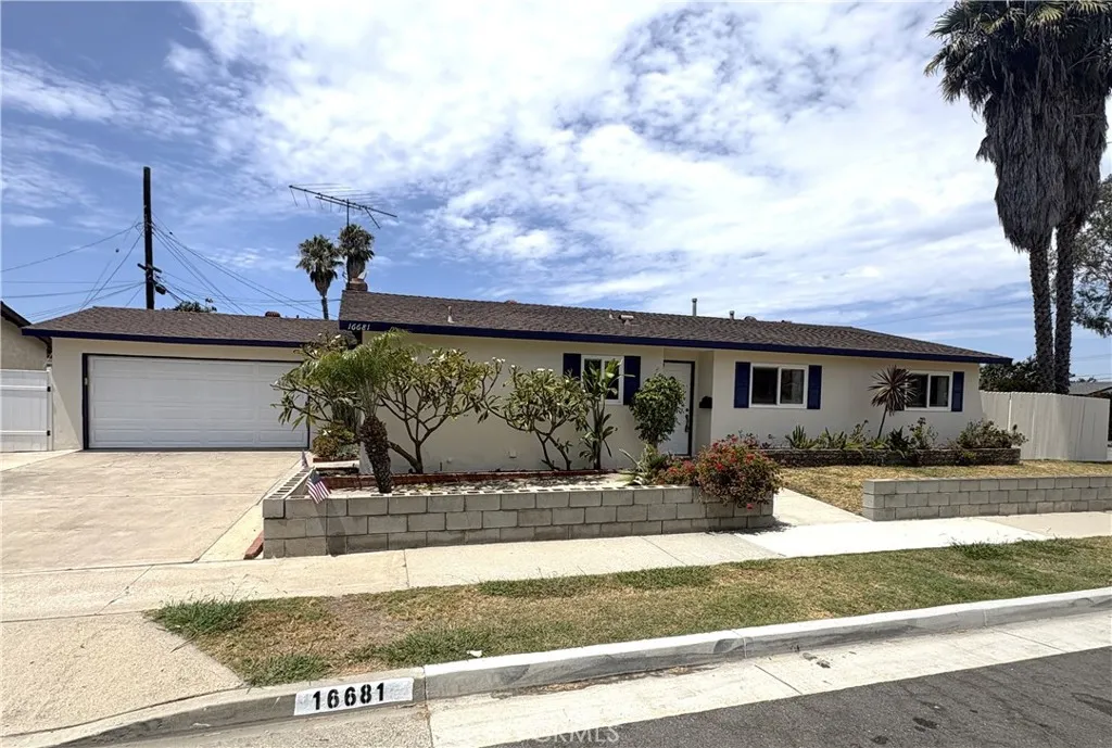 Huntington Beach, CA 92647