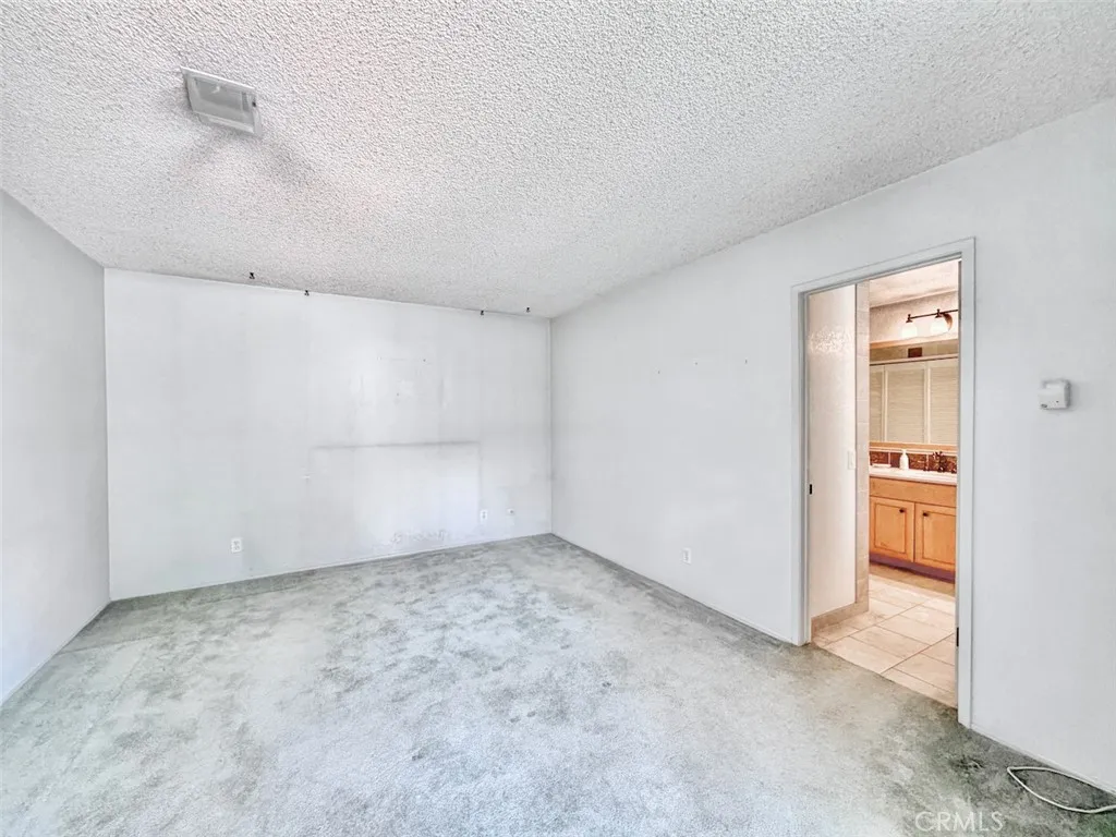 https://cdn.realtyfeed.com/cdn/127/306788221/1377efac945bb80c3af570f036c84f3b.webp