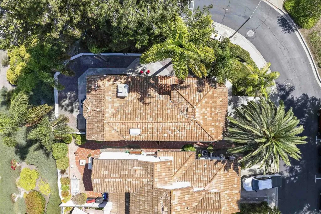 https://cdn.realtyfeed.com/cdn/127/306788382/9f128a63d79298ec5846cc1bd086cef7.webp