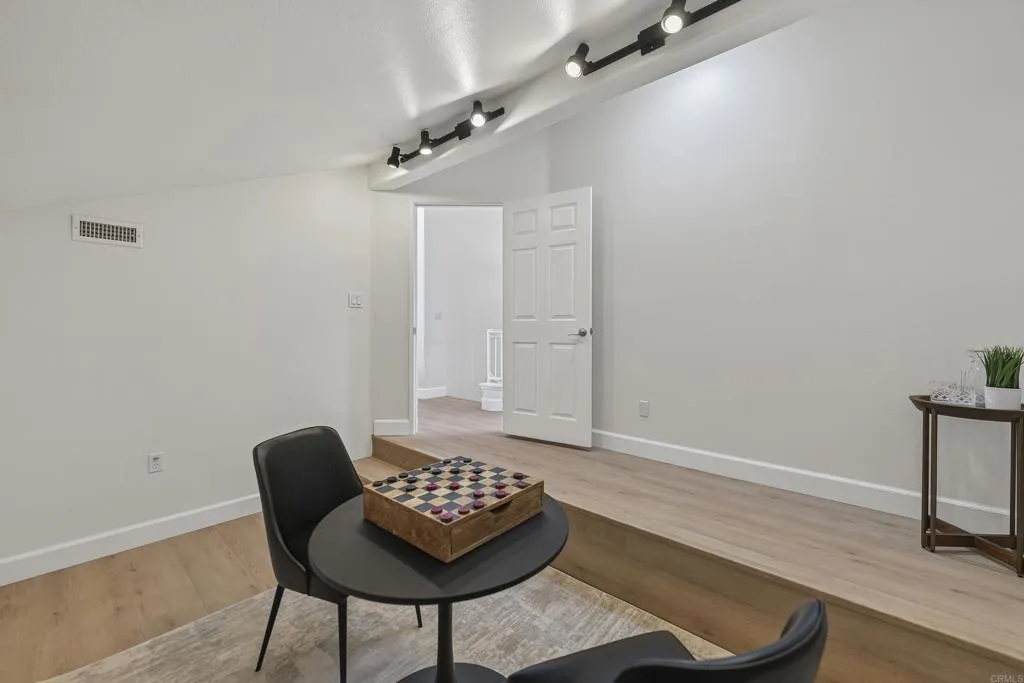 https://cdn.realtyfeed.com/cdn/127/306788382/c3bf5ae69573dda6a51fb4aa78c64f0c.webp