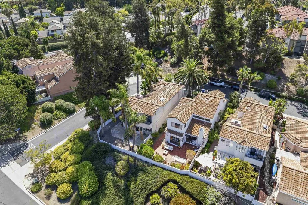 https://cdn.realtyfeed.com/cdn/127/306788382/fcc5648de49f2eb53c84f9396773dbe6.webp