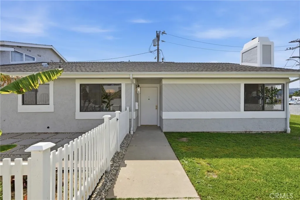 Lomita, CA 90717