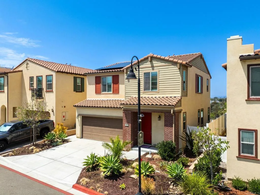 1525 Wildgrove Ave, Vista, CA 92081 - Photo 2 of 34, Vista, CA