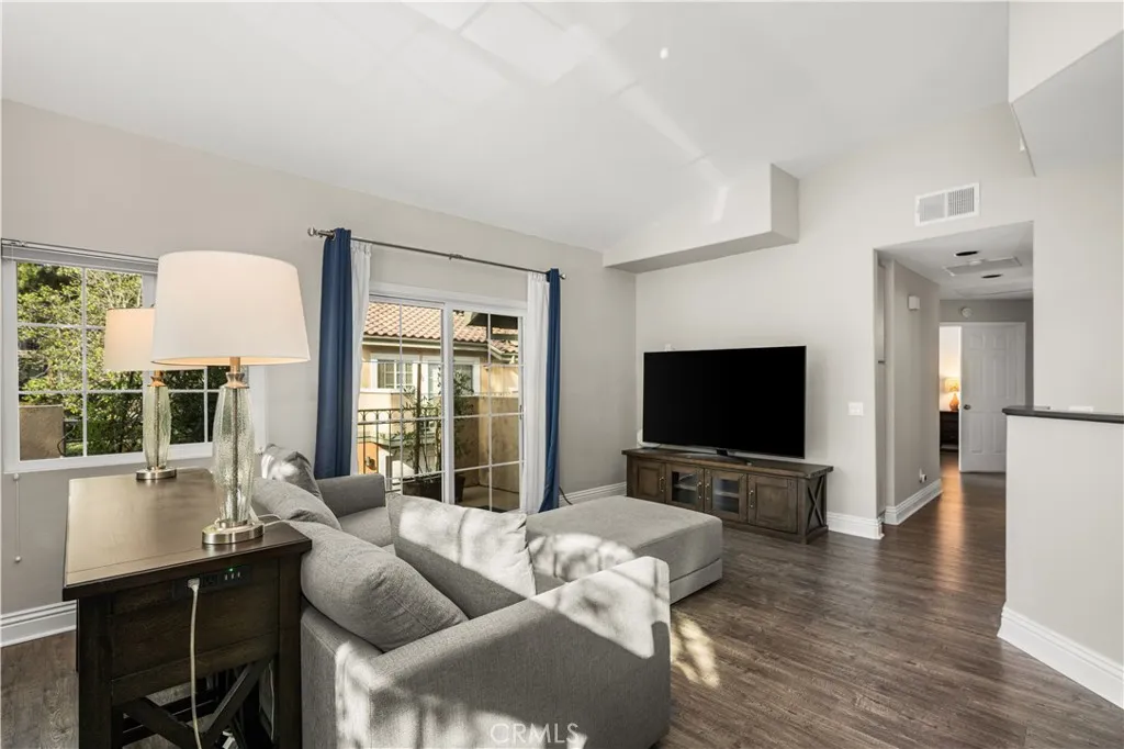 Photo #10: PW26173542 Listing: Photo #10