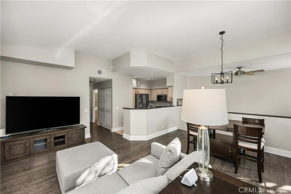 Photo #11: PW26173542 Listing: Photo #11