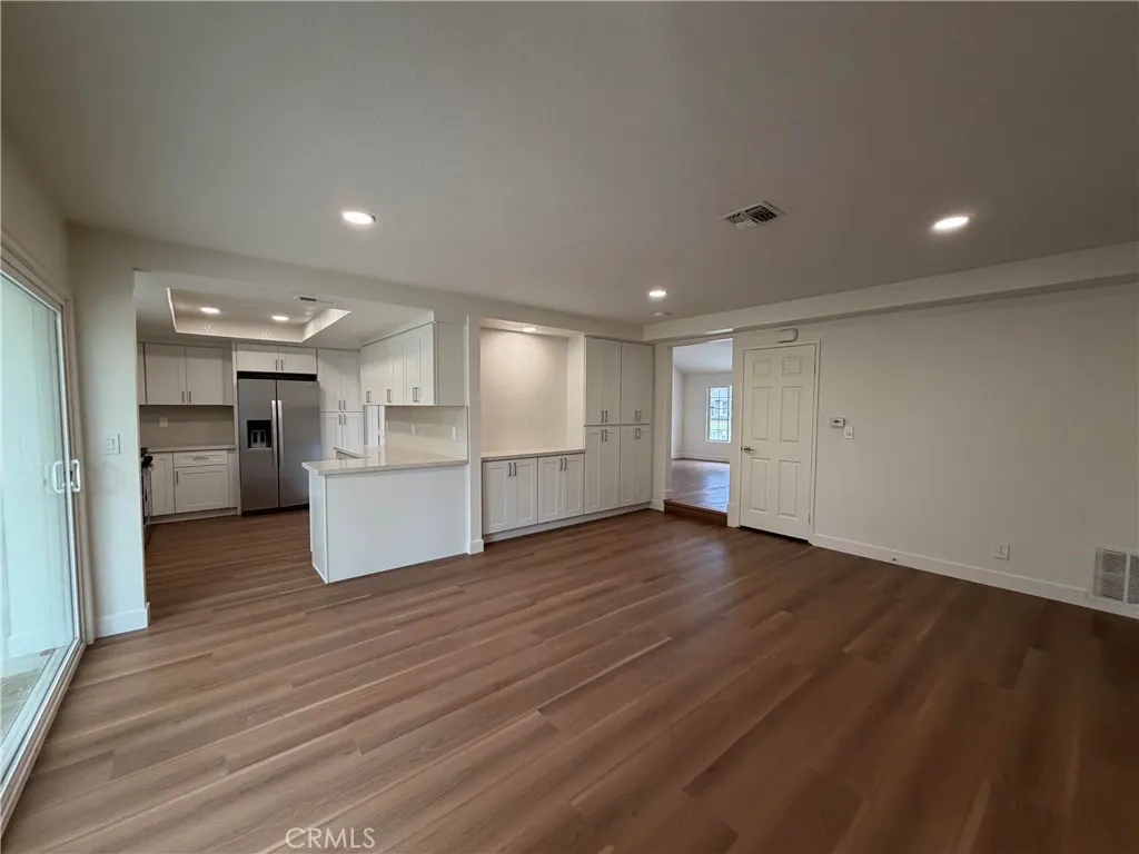 Irvine, CA 92604