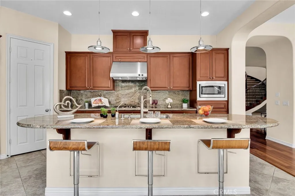 https://cdn.realtyfeed.com/cdn/127/306788468/16074b2f9f1e2e7fdbc168bca58b2ae0.webp
