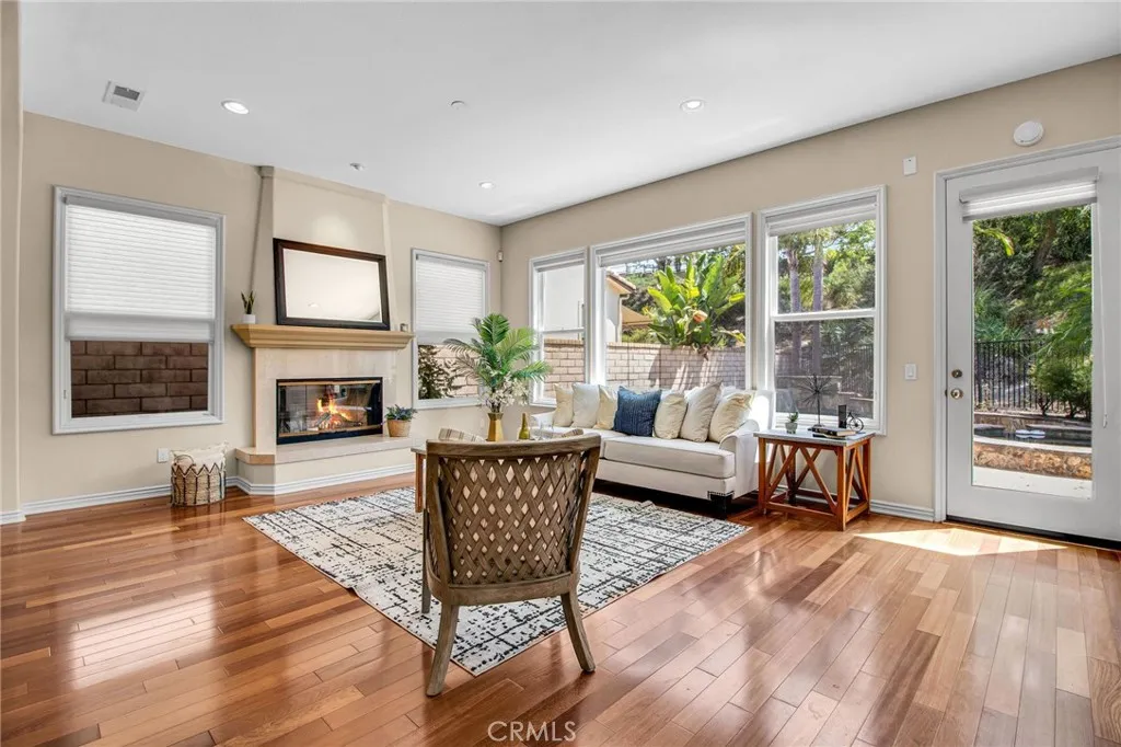 https://cdn.realtyfeed.com/cdn/127/306788468/94e6df6d2356c1c56f1f572d1eb7dba1.webp