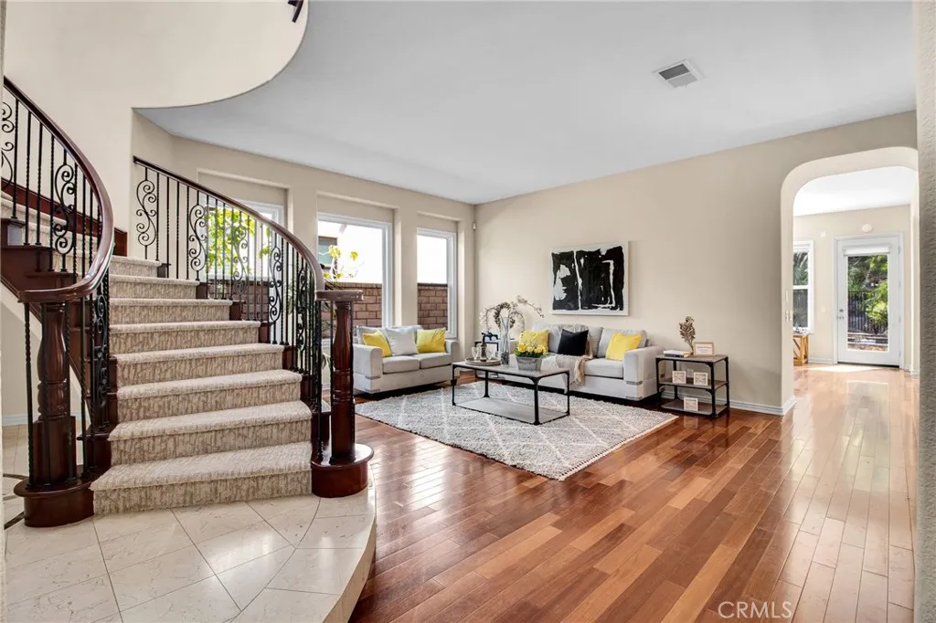 https://cdn.realtyfeed.com/cdn/127/306788468/a6830f9f0474bc63929ee68879902d45.webp