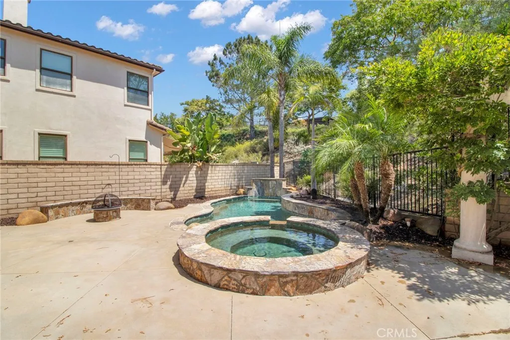 https://cdn.realtyfeed.com/cdn/127/306788468/c50a521a4db30b7b695e1519a3c01d38.webp