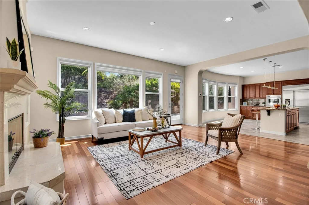 https://cdn.realtyfeed.com/cdn/127/306788468/f6b364cf7cba7fc14d669966a140317b.webp