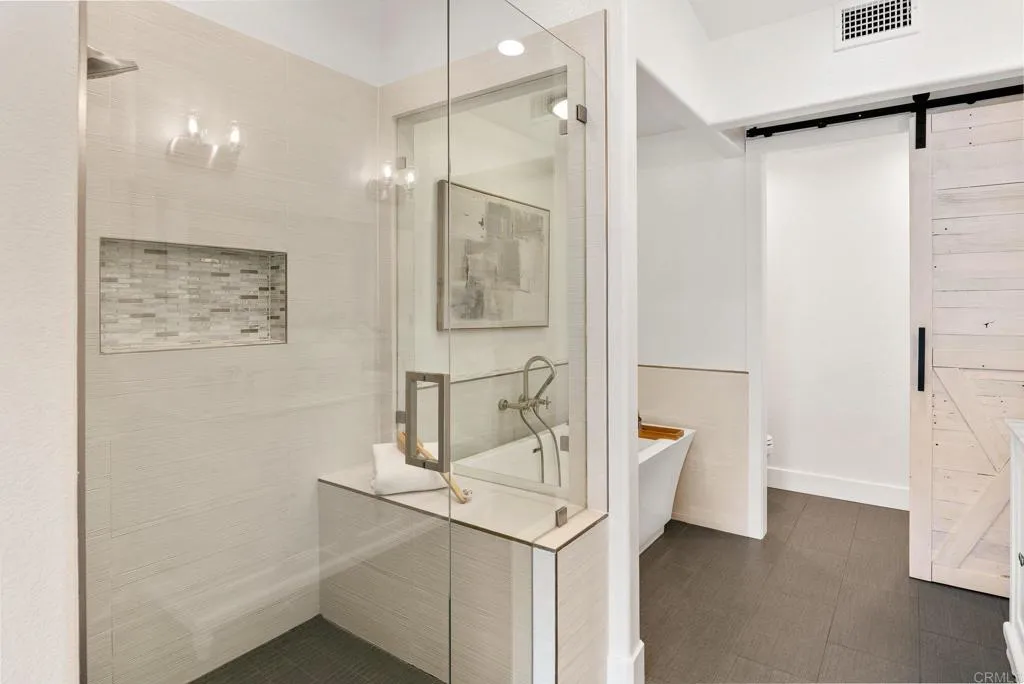 Photo #30: PTP2606040 Listing: Photo #30