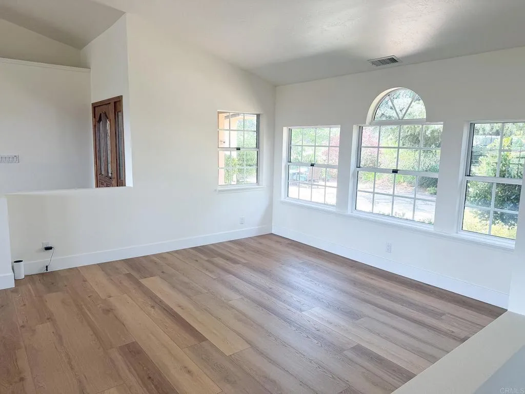 https://cdn.realtyfeed.com/cdn/127/306788524/3824a4042b764cb24666b446ffc4c2fd.webp