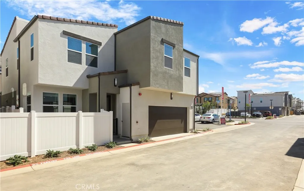 Moreno Valley, CA 92555