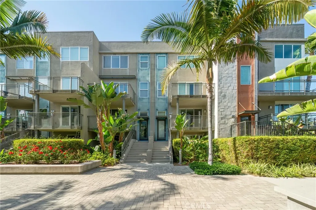 Irvine, CA 92612