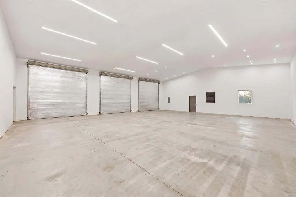 https://cdn.realtyfeed.com/cdn/127/306788620/9d1b6d4d2cc421b4b8a9f1fc0a269ebf.webp