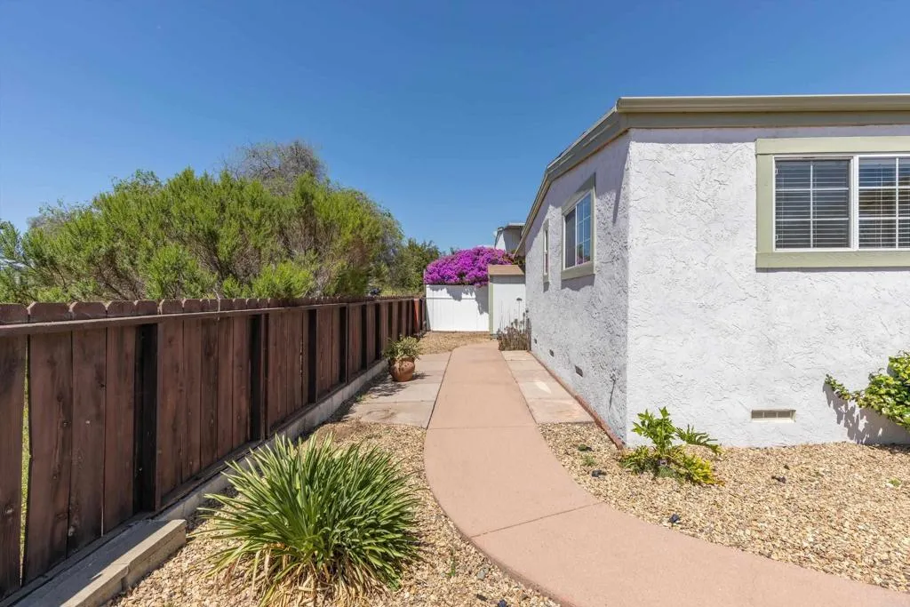 https://cdn.realtyfeed.com/cdn/127/306788724/153959a60c6985aa6615719256f17a75.webp