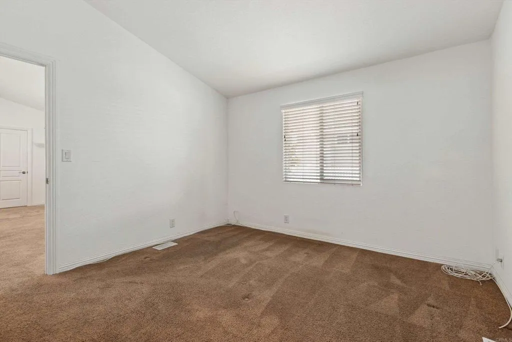 https://cdn.realtyfeed.com/cdn/127/306788724/43980dbd40dab131cd1f967fe44fb6d0.webp