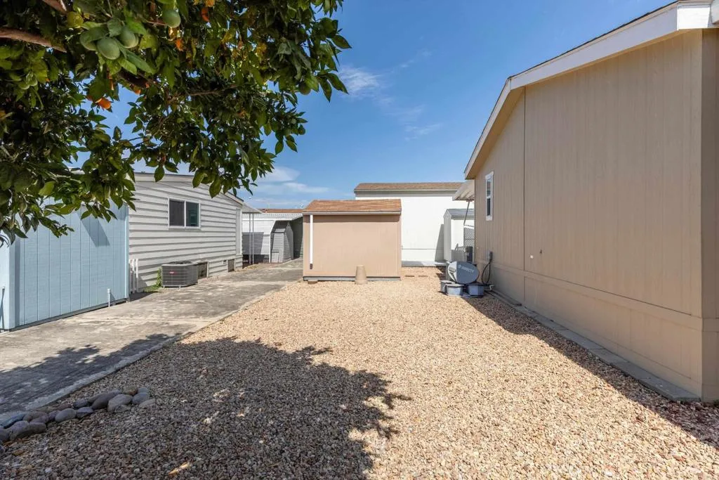 https://cdn.realtyfeed.com/cdn/127/306788724/ae8e5756f2bd50dd95860968862fb14f.webp
