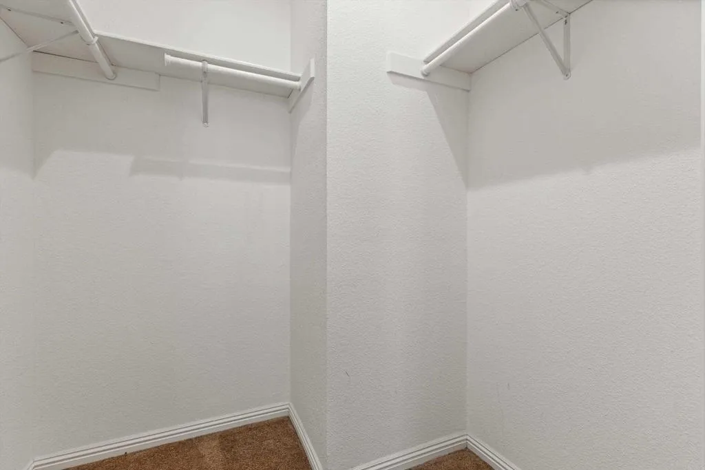 https://cdn.realtyfeed.com/cdn/127/306788724/f9f6ff80e1edc39ae47f7d7a93073581.webp