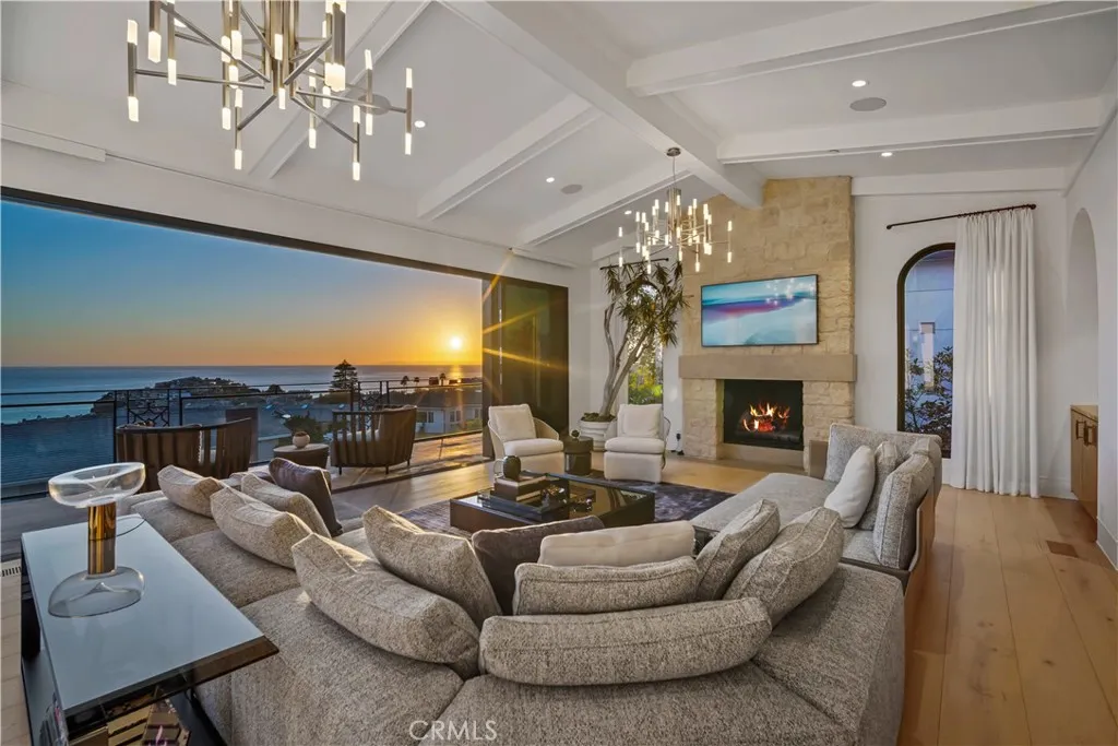 Featured Homes Featured Homes