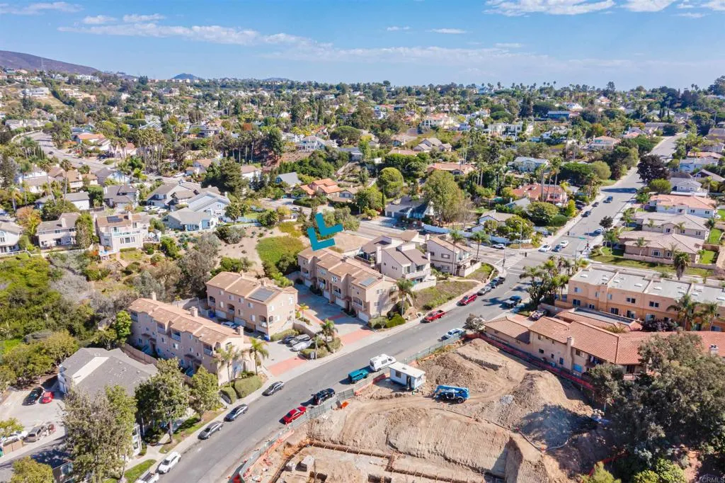 https://cdn.realtyfeed.com/cdn/127/306788792/0d1317d0fafc7a717c9caff0564ac081.webp