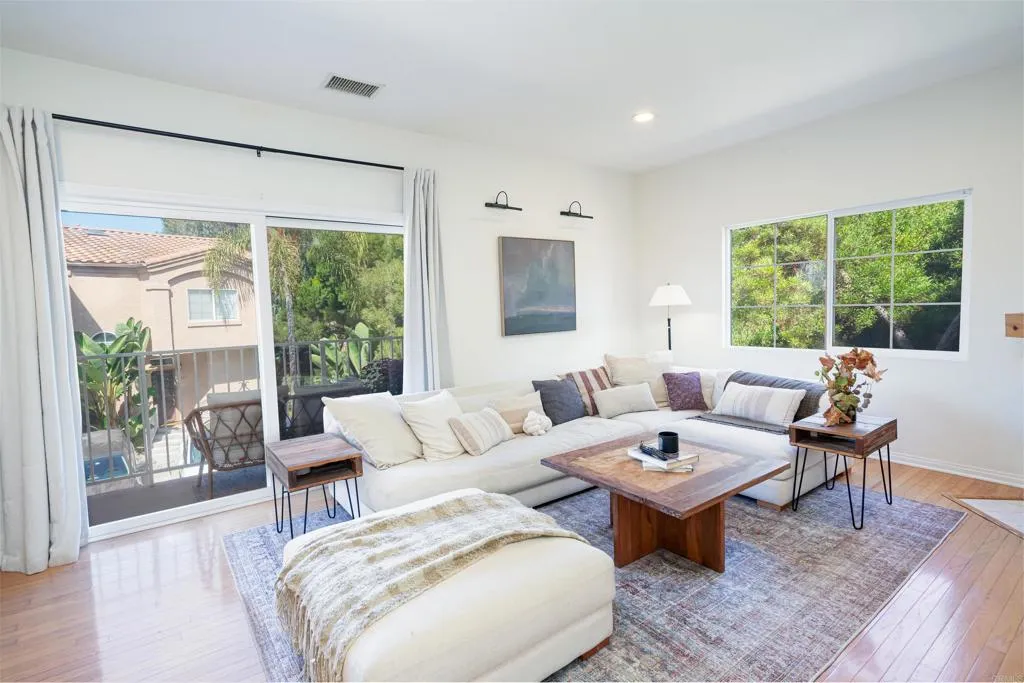 https://cdn.realtyfeed.com/cdn/127/306788792/c3af27de069e4b24d60bdfcc7477082b.webp