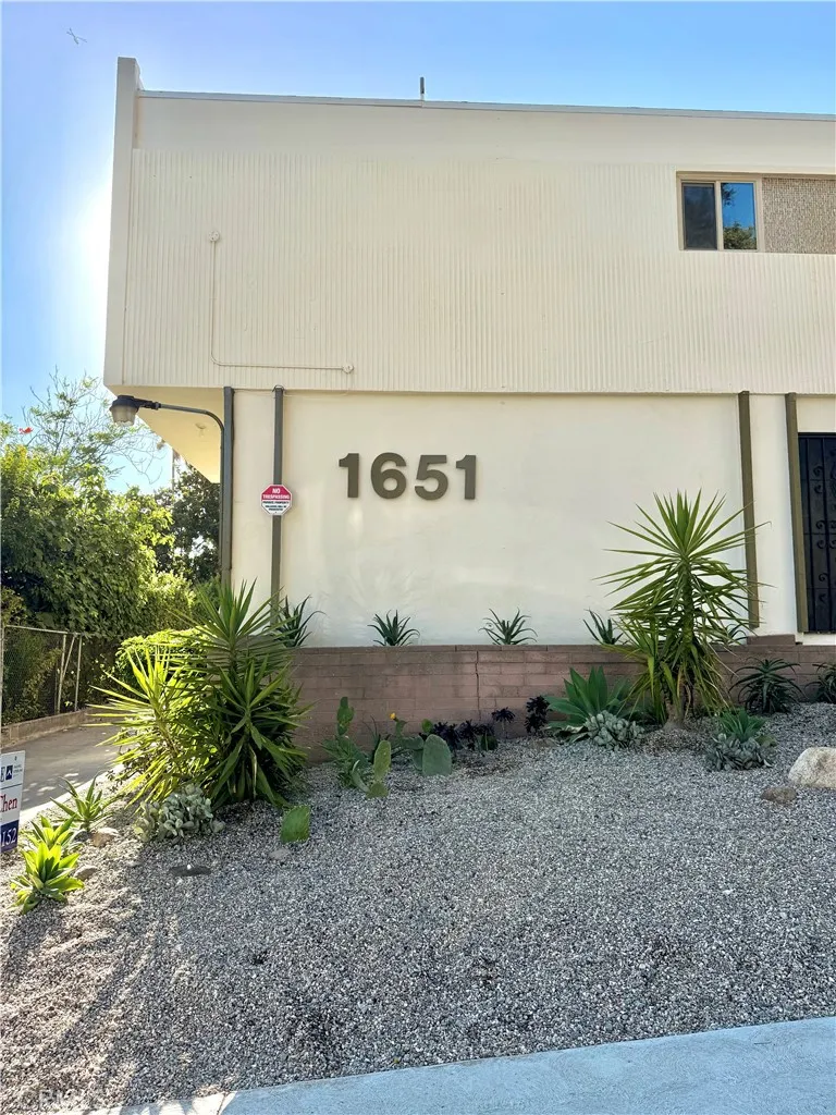 Los Angeles, CA 90026