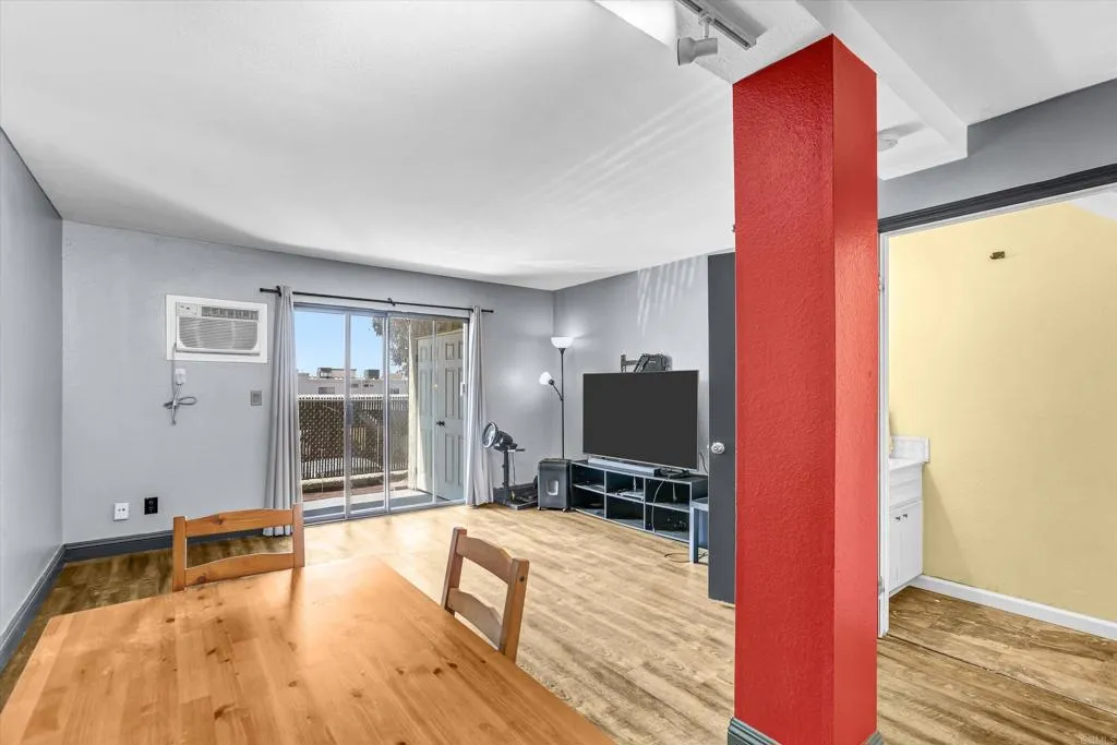 https://cdn.realtyfeed.com/cdn/127/306788822/1496274e6a869d7853b732e3442a833e.webp