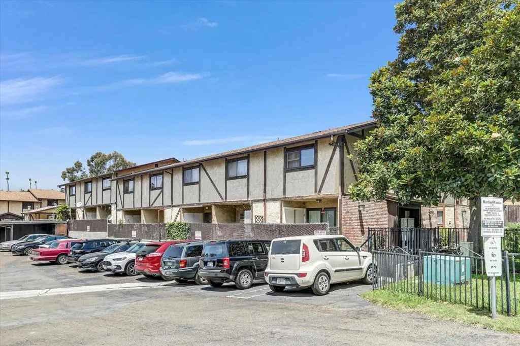 https://cdn.realtyfeed.com/cdn/127/306788822/5f69ba3eee9ce3f4f277b90a242cc132.webp