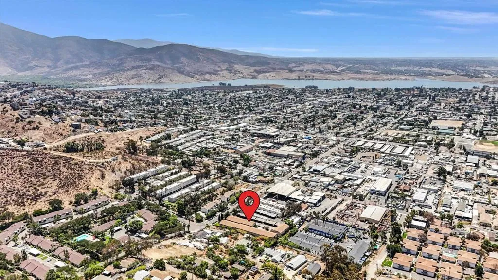 https://cdn.realtyfeed.com/cdn/127/306788822/a9e254c843e0725aebde922e07002292.webp