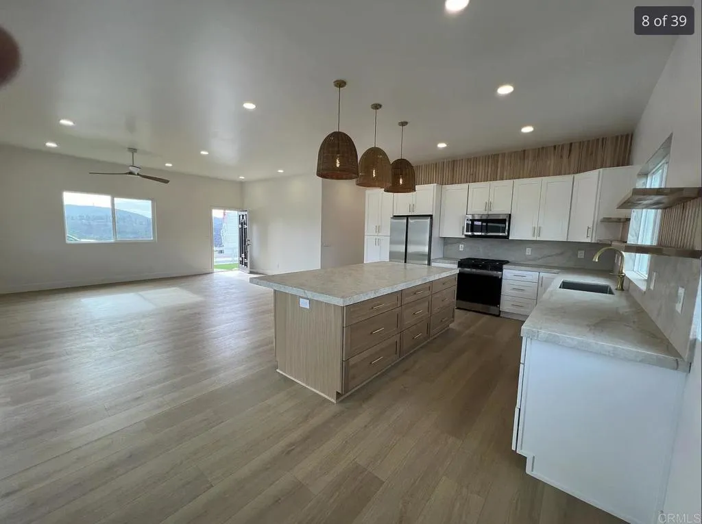 1533 Avohill Drive, Bonsall, CA 92003 - Photo 3 of 18, Bonsall, CA