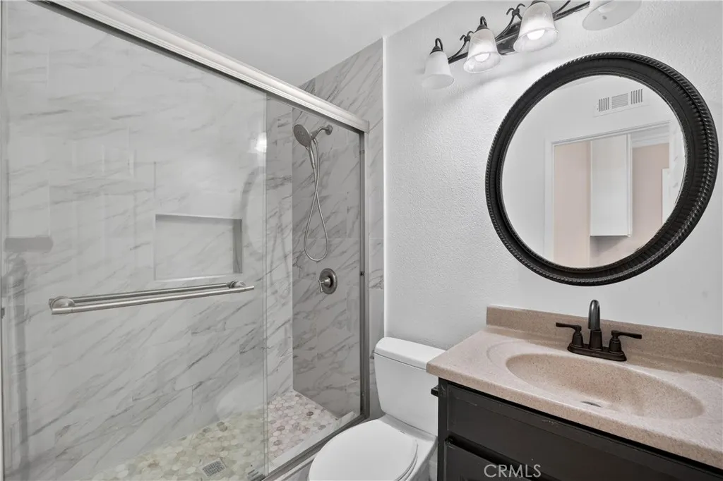 https://cdn.realtyfeed.com/cdn/127/306788924/62f7e73ad7360b5e9fb81e9d71e36bd6.webp