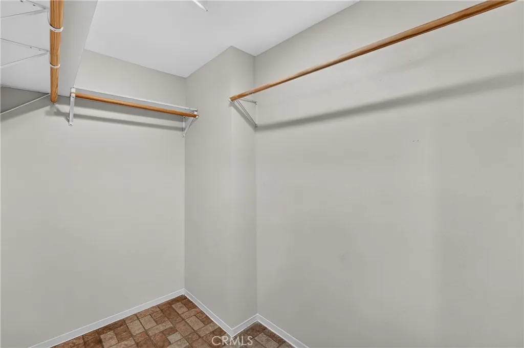https://cdn.realtyfeed.com/cdn/127/306788924/87ced7cecfcadc55ffef1fe31269e678.webp