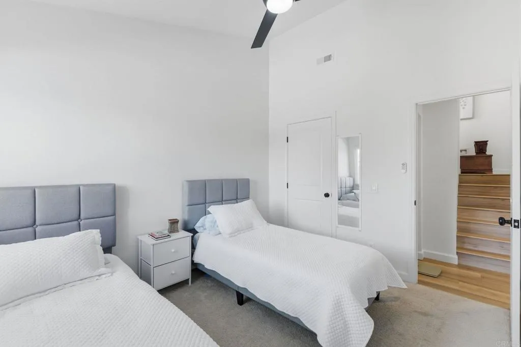 https://cdn.realtyfeed.com/cdn/127/306788927/180a8a8f61b62632f9e2eb11b6a308e0.webp