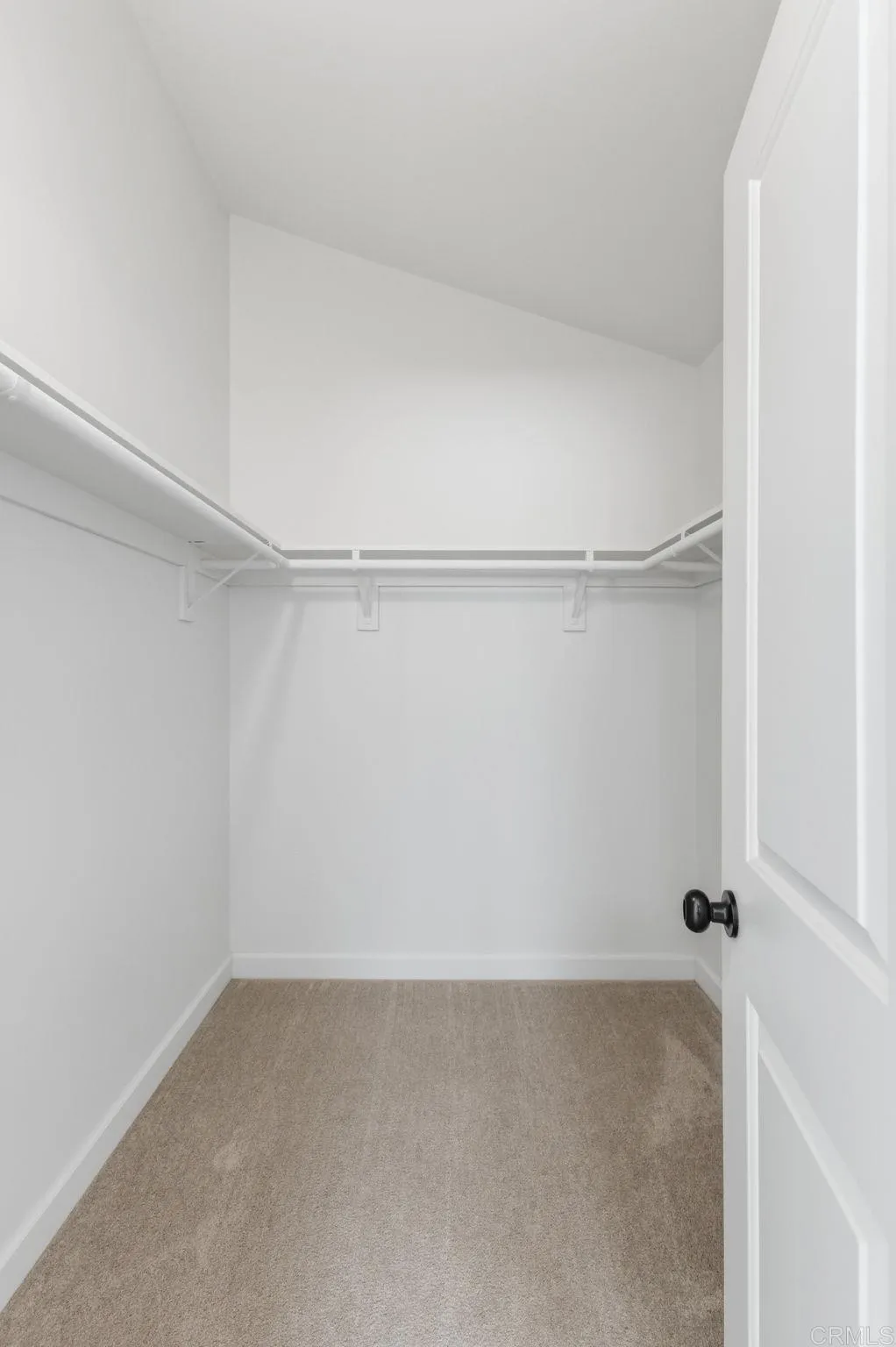 https://cdn.realtyfeed.com/cdn/127/306788927/2bb80c17f1c79eb30b15ddddfeb3687a.webp