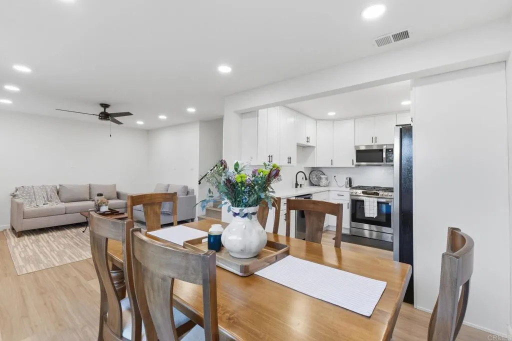 https://cdn.realtyfeed.com/cdn/127/306788927/491886b0cb664728cbcb9cbeba866d9c.webp